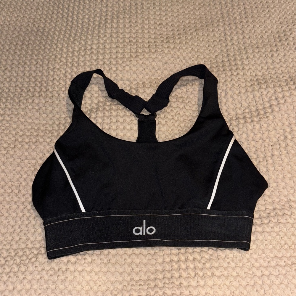 ALO airlift suit up sport bra